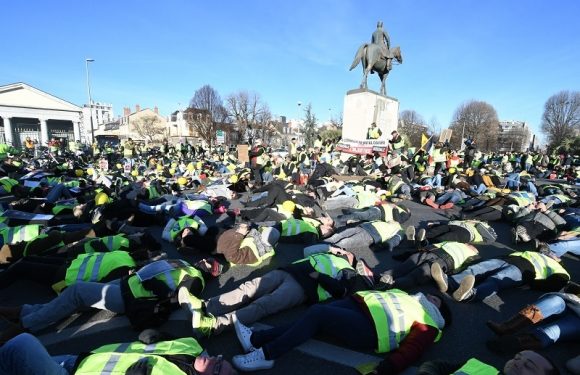 « Acte VIII » : Mobilisation des Gilets Jaunes à Paris et en province (en direct)