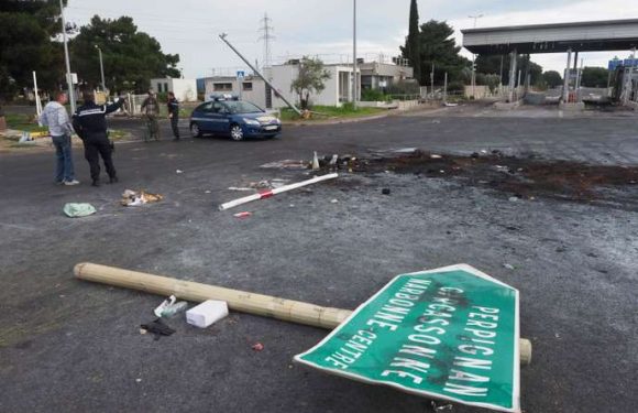 Incendie du péage de Narbonne : huit « gilets jaunes » en détention provisoire