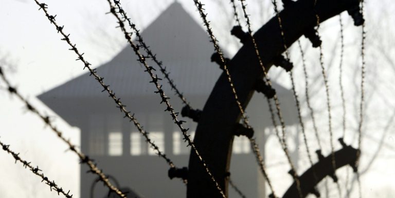Les restes de victimes de la Shoah enterrés au Royaume-Uni