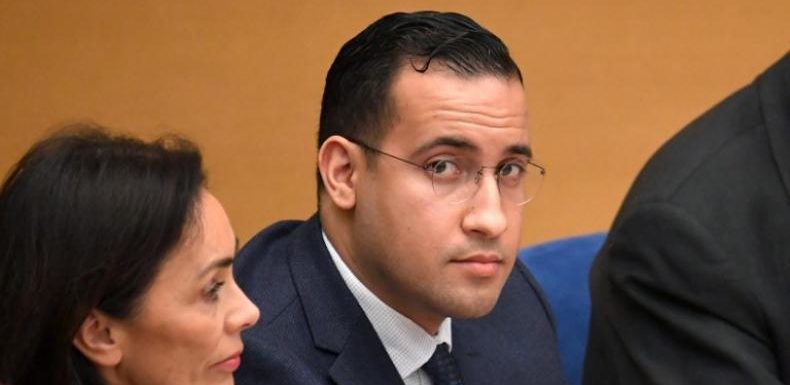 Ce moment où Alexandre Benalla brandit un passeport diplomatique… en garde à vue