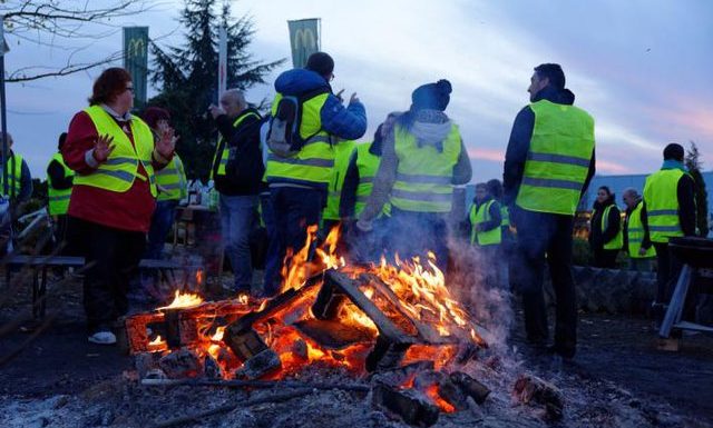 Gilets jaunes (yellow vests): learning from history and acting now