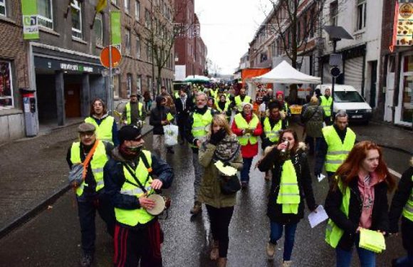 Gilets Jaunes take to the streets for awareness campaign in Namur