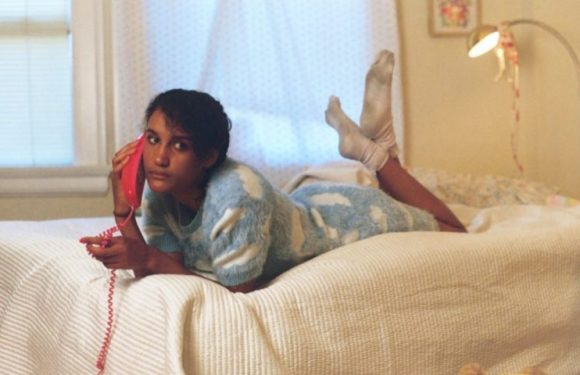 Ashley Armitage : une célébration du féminin