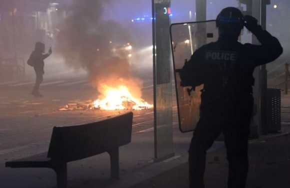 Loi anticasseurs : « L’interdiction administrative de manifester est attentatoire aux libertés »