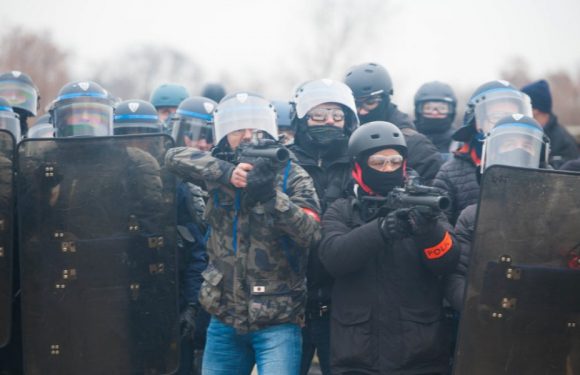 Gilets jaunes : 12 personnes ont perdu un œil, 4 ont perdu une main
