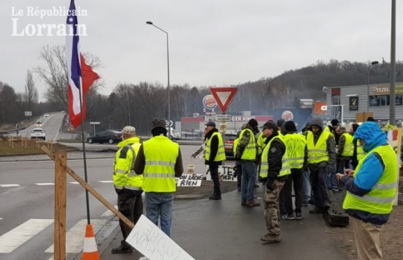 Lorraine Gilets jaunes : l&rsquo;insupportable agression d&rsquo;un journaliste du RL à Saint-Avold