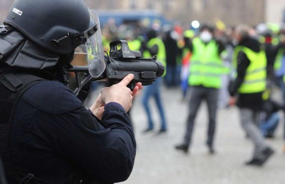 « Il est grand temps d’interdire les Flash-Ball et les grenades de désencerclement »