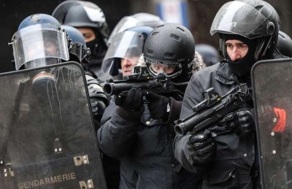 Les policiers qui utilisent des lanceurs de balles de défense seront équipés de caméras