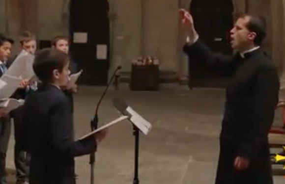 Découvrez la chorale des petits chanteurs de Saint Joseph des Carmes