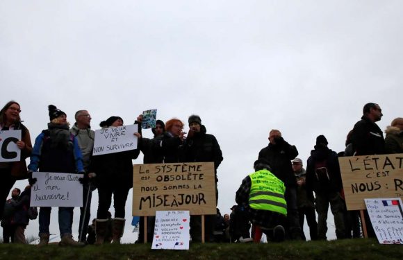 Porter un gilet jaune peut-il valoir 135 euros d’amende ?
