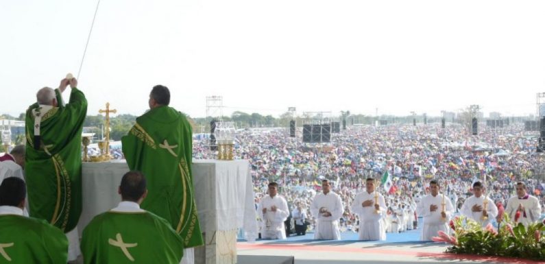 JMJ : « on est sorti d’un certain gigantisme qui avait ses limites »