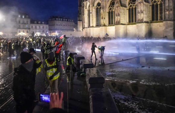 « Gilets jaunes » : « La volonté de criminaliser les manifestants est la même qu’en Mai 68 »
