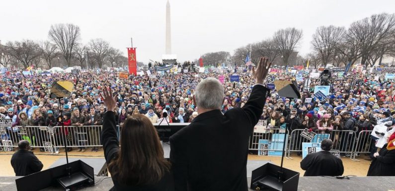 Le vice-président américain prédit l’abolition de l’avortement « durant notre vie »