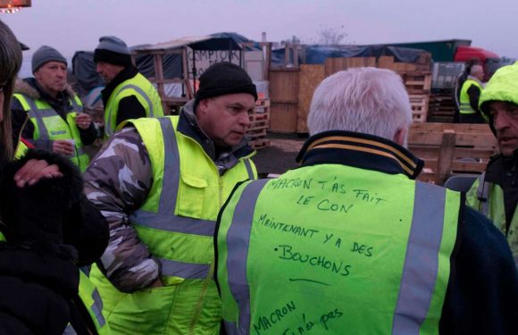« Gilets jaunes » : « Pour débloquer les ronds-points, il faut aussi penser la renaissance de vrais espaces publics »