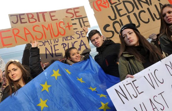 Brexit sans accord: Bruxelles veut protéger les étudiants Erasmus+