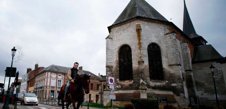 Emmanuel Macron rencontre 600 maires normands pour lancer le grand débat