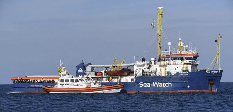 Sea-Watch bloqué en mer : des ONG demandent une solution immédiate pour les 13 mineurs à bord