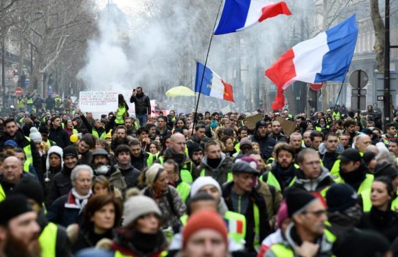 EN DIRECT – Gilets jaunes : 84 000 manifestants en France ce samedi selon l&rsquo;Intérieur, la mobilisation repart à la hausse