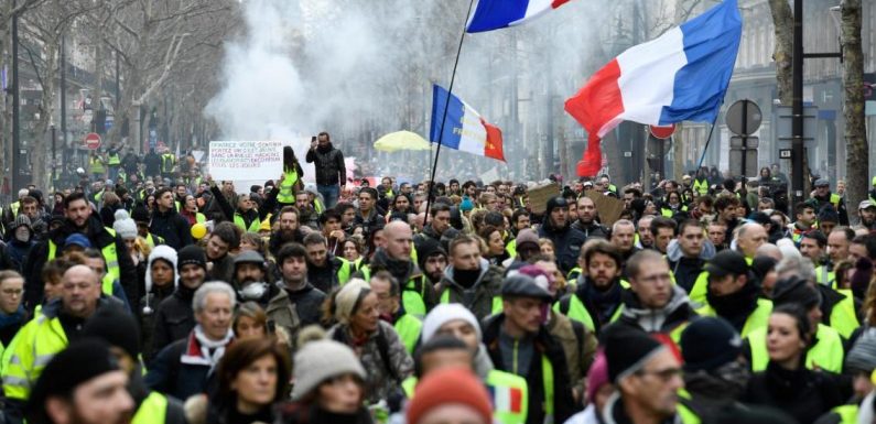 EN DIRECT – Gilets jaunes : 84 000 manifestants en France ce samedi selon l’Intérieur, la mobilisation repart à la hausse