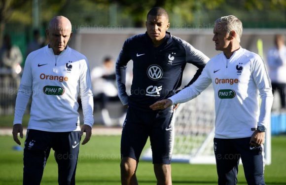 FOOTBALL Deschamps sur Mbappé : « Il y a 20 ans, il aurait pris des claques »