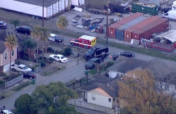5 Houston officers injured in ambush-style attack; 2 suspects dead