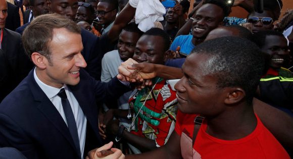 À Ouagadougou, Macron annonce un fonds d&rsquo;un milliard d&rsquo;euros pour les PME africaines