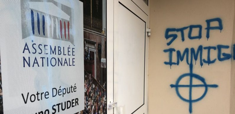 Schiltigheim: tags racistes et haineux sur la permanence du député LREM Bruno Studer: “la République va mal”