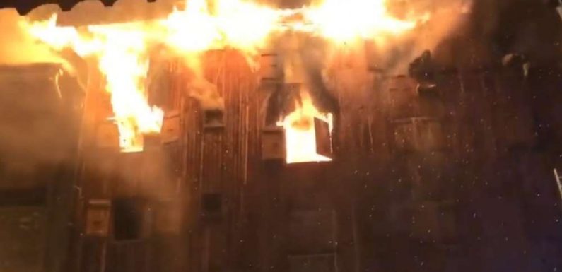Vidéo. Deux morts et 22 blessés dans un impressionnant incendie à Courchevel