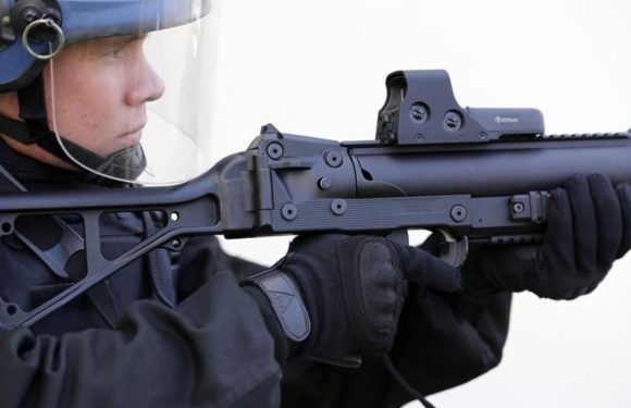 LBD 40: des caméras sur les policiers armés