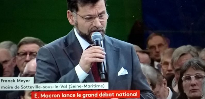 Bioéthique : Emmanuel Macron ne veut pas que la France se déchire