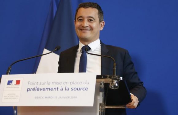 Prélèvement à la source : derrière le sourire de Darmanin, les agents des impôts en grève