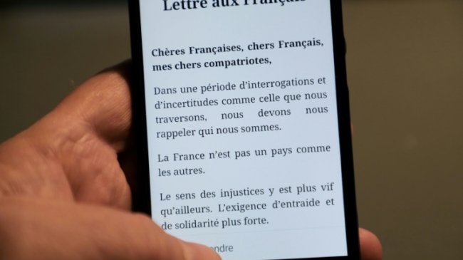 Il a écrit aux Français, sans un mot spécifique pour les Outre-mer