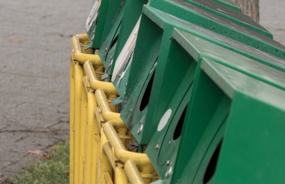 Piles usagées, smartphone cassé : que faire de ses vieux objets électroniques ?