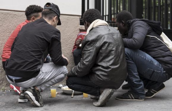 Migrants : le décret instaurant la création d’un fichier des mineurs isolés publié au Journal officiel​