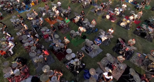 1 000 musiciens invités au Stade de France pour le plus grand concert rock du monde !