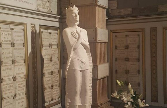 Consécration officielle de la France au Sacré Coeur de Jésus, par un descendant des rois de France