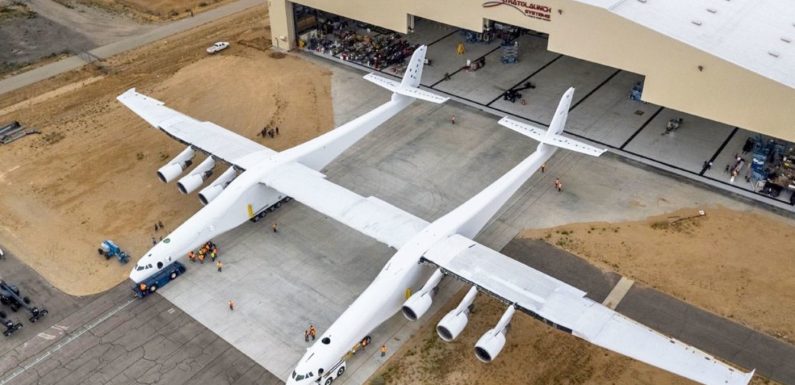 Stratolaunch, le plus grand avion du monde va bientôt voler