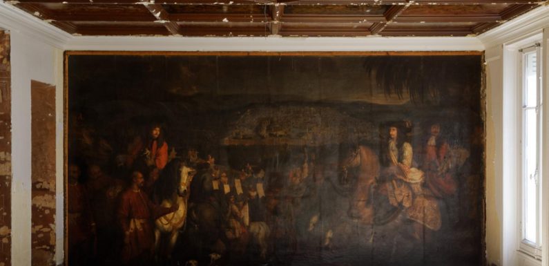 Une mystérieuse peinture retrouvée dans les murs de la boutique Oscar de la Renta à Paris