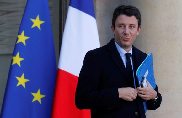 Pas de réflexion sur les droits de succession, dit Griveaux