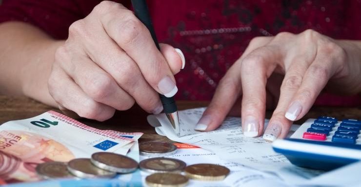 Frais bancaires : 5 astuces pour réduire la facture sans changer de banque