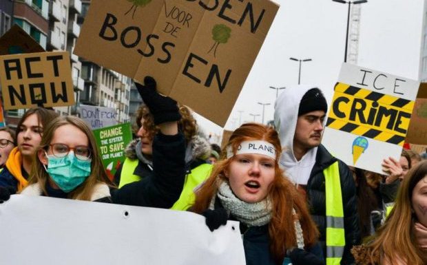 Bruxelles : arrestation d’un « gros pervers » qui se touchait sous sa djellaba en se frottant aux jeunes filles lors de la Marche pour le climat