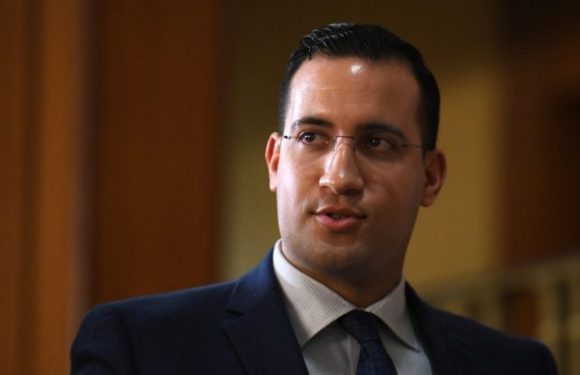 Klarsfeld, Bellatar, policiers… : La folle soirée d’Alexandre Benalla au Damas Café après les révélations du «Monde»
