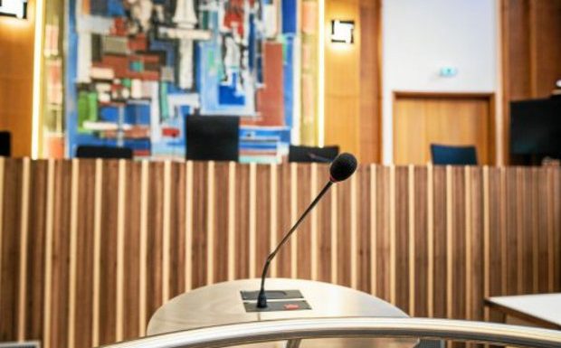 Brest (29): Condamné pour des violences et des insultes, un Ivoirien en situation irrégulière obtiendra un titre de séjour