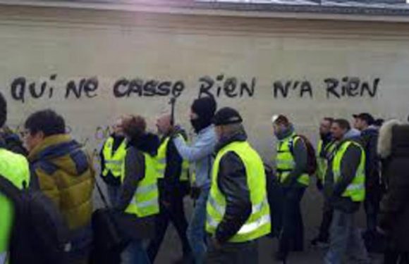 Gilets Jaunes : 60 députés LREM visés par des tags, insultes et menaces