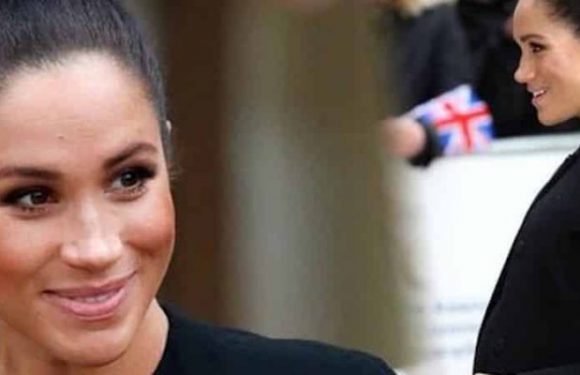 Meghan Markle soutient un mouvement qui souhaite décoloniser les programmes et qu’il y ait moins d’enseignants blancs (MàJ)