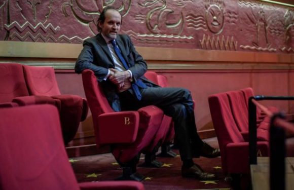 Macron confie le recrutement de son conseiller en communication à un homme de théâtre