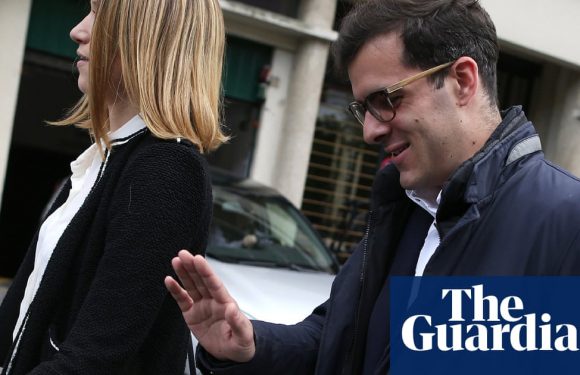 Key Macron aide quits Élysée as Benalla scandal deepens