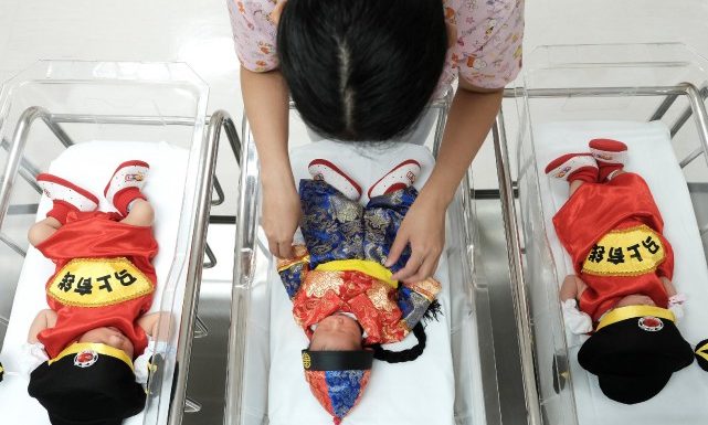 «Tourisme de maternité» : trois réseaux chinois démantelés en Californie