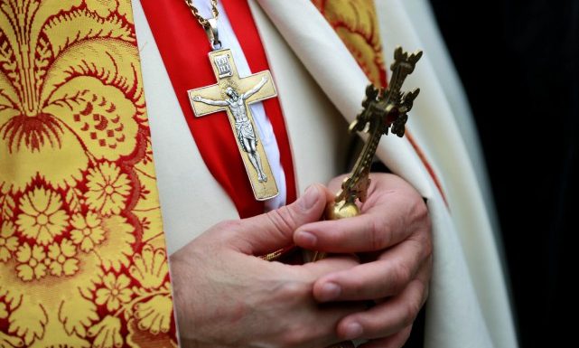 Texas: l’Église publie près de 300 noms de prêtres prédateurs