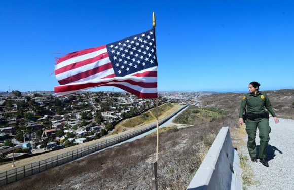 Le gouverneur de Californie retire la Garde nationale de la frontière